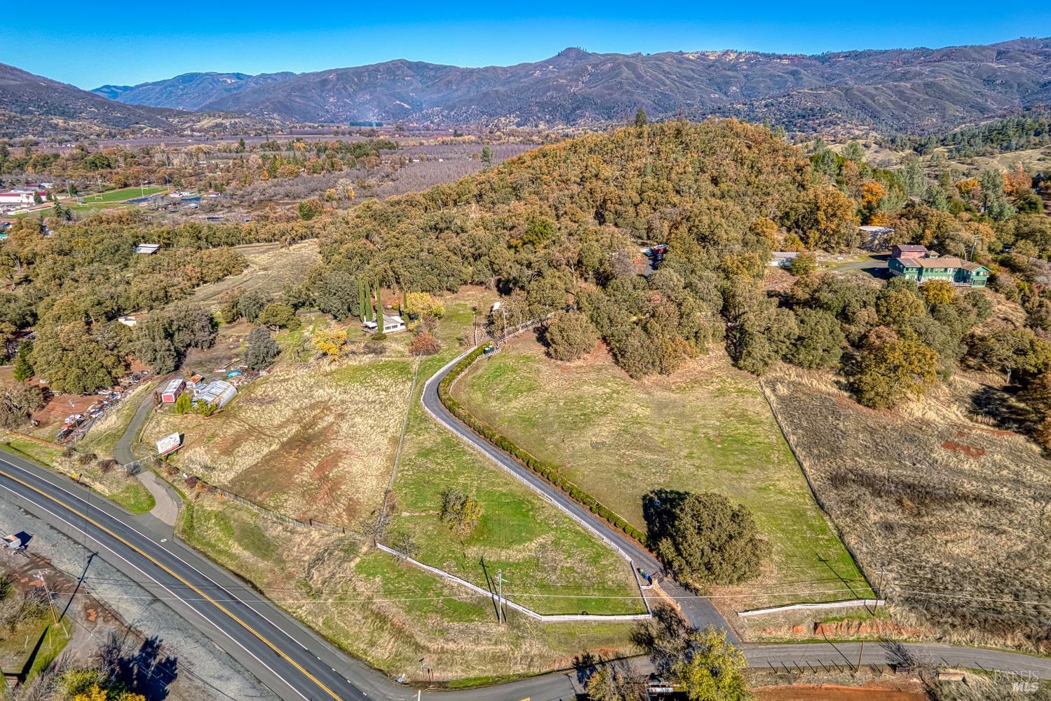 Detail Gallery Image 70 of 75 For 9196 Upper Lake Lucerne Rd, Upper Lake,  CA 95485 - 3 Beds | 3/1 Baths