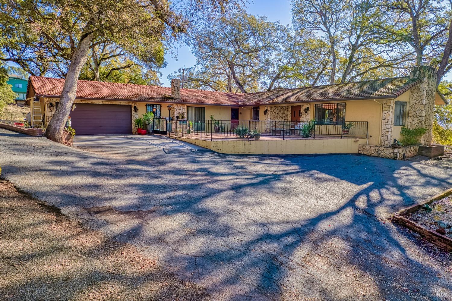 Detail Gallery Image 48 of 75 For 9196 Upper Lake Lucerne Rd, Upper Lake,  CA 95485 - 3 Beds | 3/1 Baths