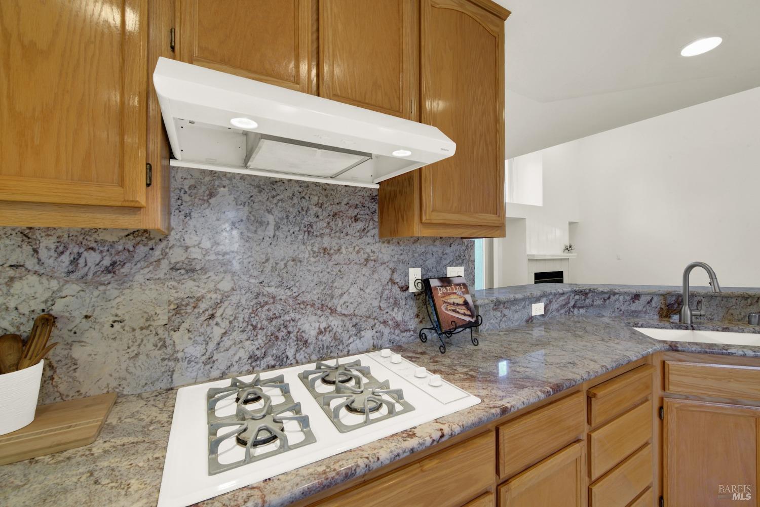 Detail Gallery Image 36 of 85 For 3214 Corte Valencia Unkn, Fairfield,  CA 94534 - 3 Beds | 2/1 Baths