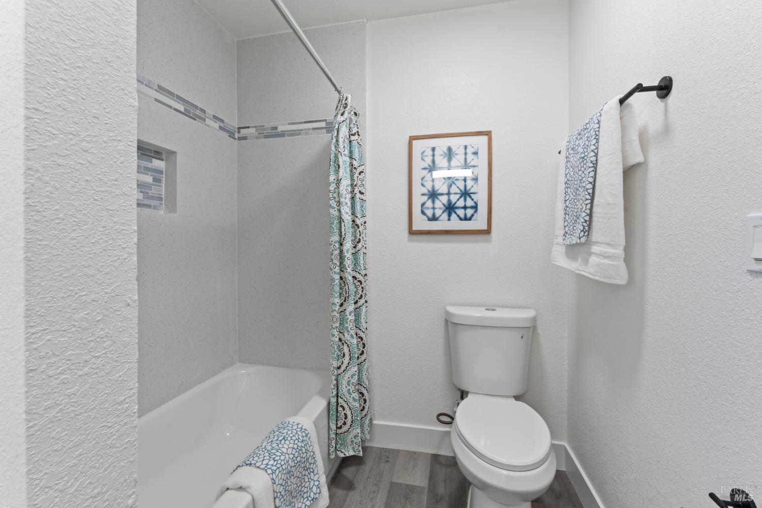 Detail Gallery Image 24 of 46 For 3003 Redwood Dr, Fairfield,  CA 94533 - 3 Beds | 2/1 Baths