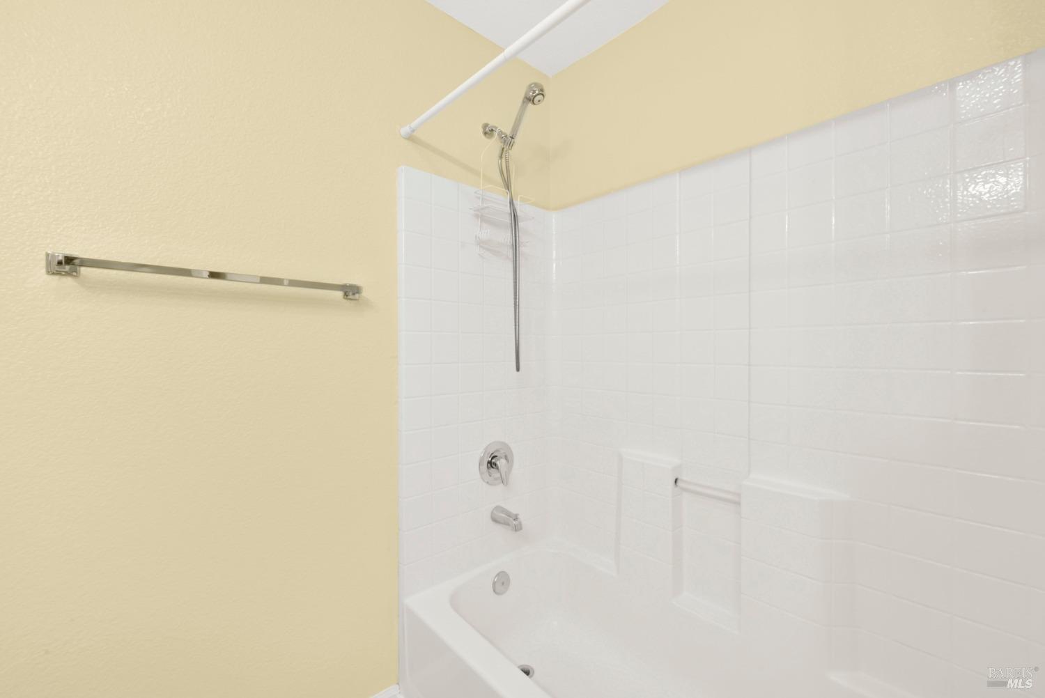 Detail Gallery Image 57 of 72 For 4349 Pine Creek Cir, Fairfield,  CA 94534 - 4 Beds | 2/1 Baths