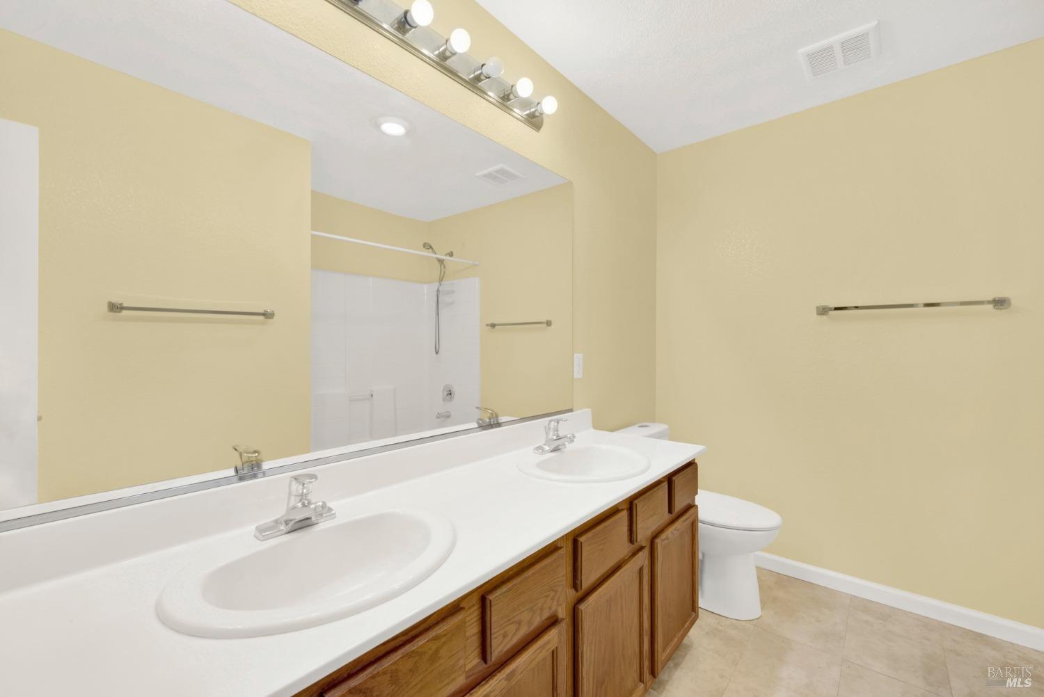 Detail Gallery Image 56 of 72 For 4349 Pine Creek Cir, Fairfield,  CA 94534 - 4 Beds | 2/1 Baths