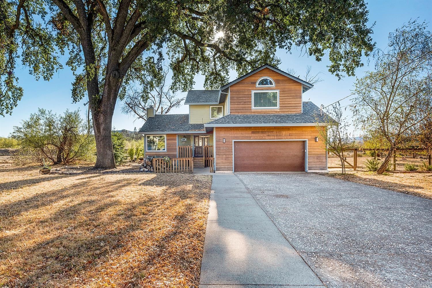 Detail Gallery Image 1 of 27 For 20163 Gold Flat Ct, Hidden Valley Lake,  CA 95467 - 2 Beds | 2/1 Baths