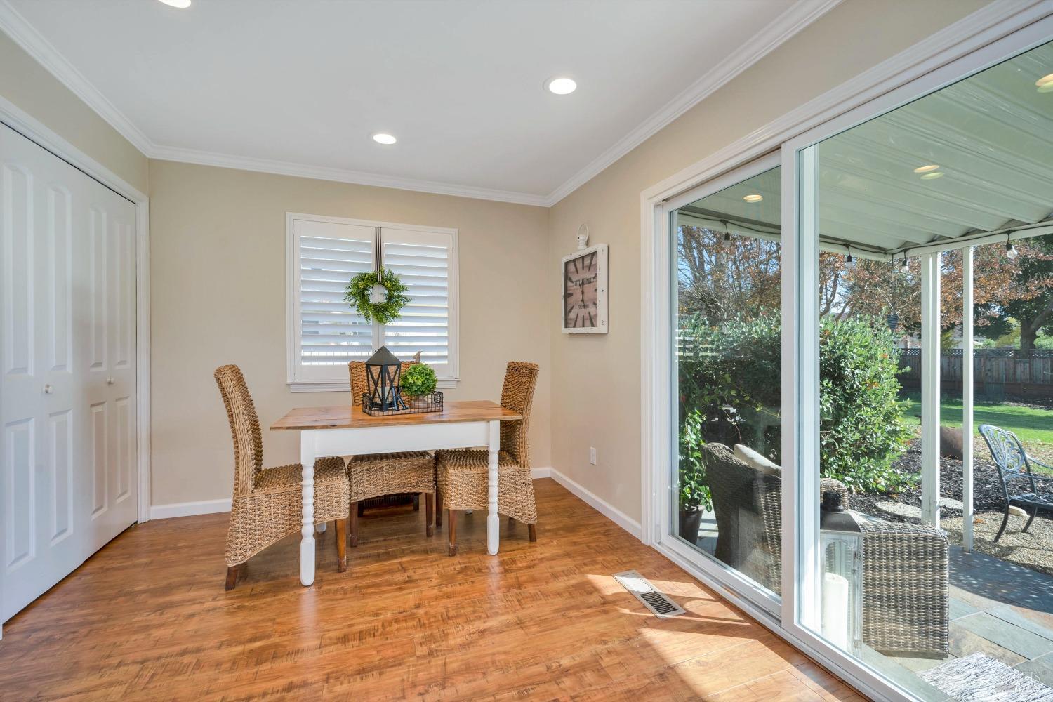 Mountain Vista Circle, Santa Rosa, California image 16