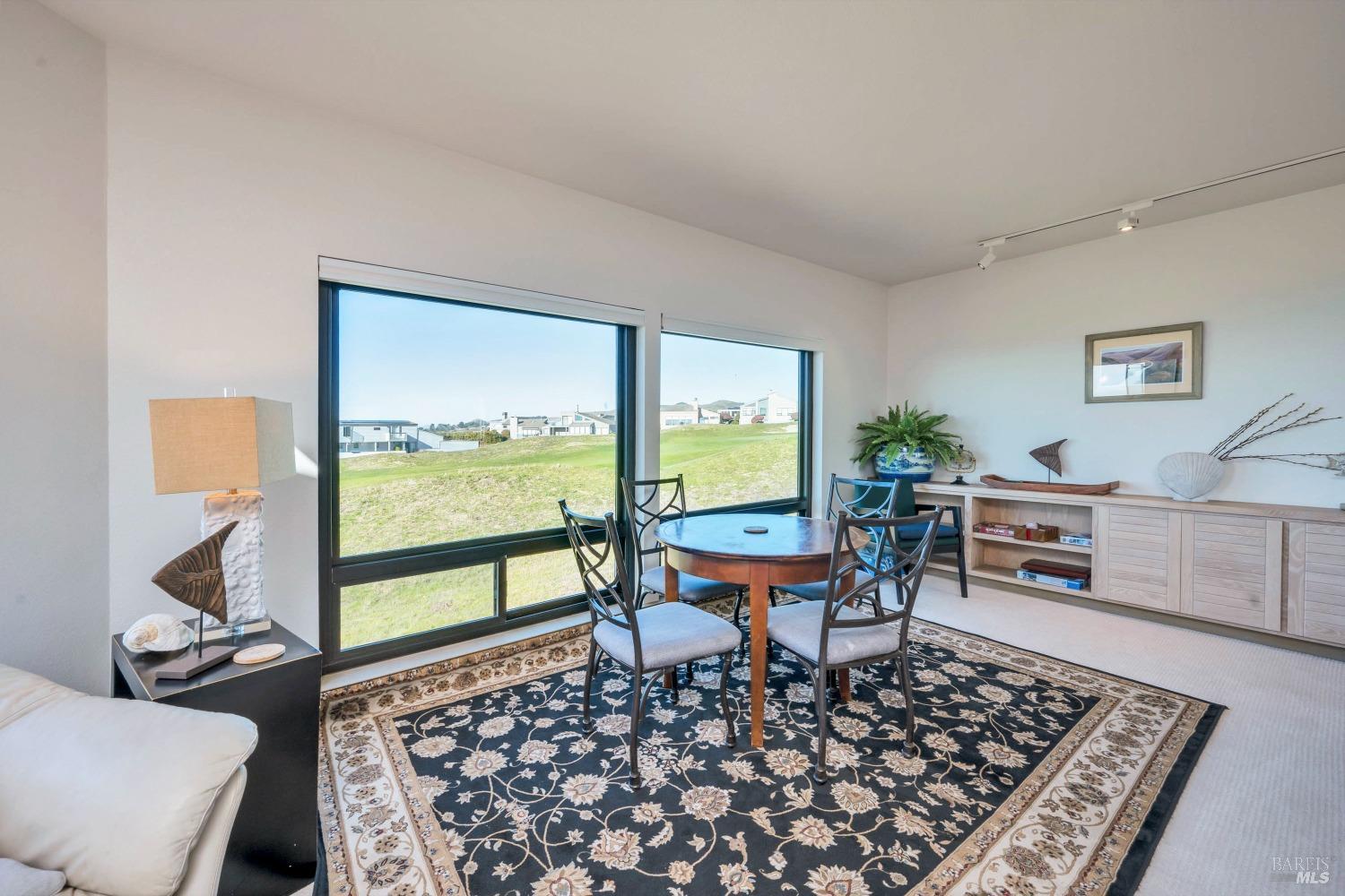 Detail Gallery Image 13 of 38 For 20694 Heron Dr, Bodega Bay,  CA 94923 - 4 Beds | 3/1 Baths