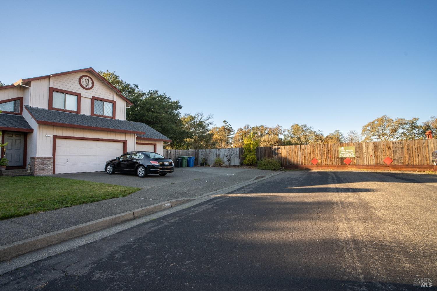 Detail Gallery Image 5 of 59 For 117 Los Robles Ave, Windsor,  CA 95492 - 3 Beds | 2/1 Baths