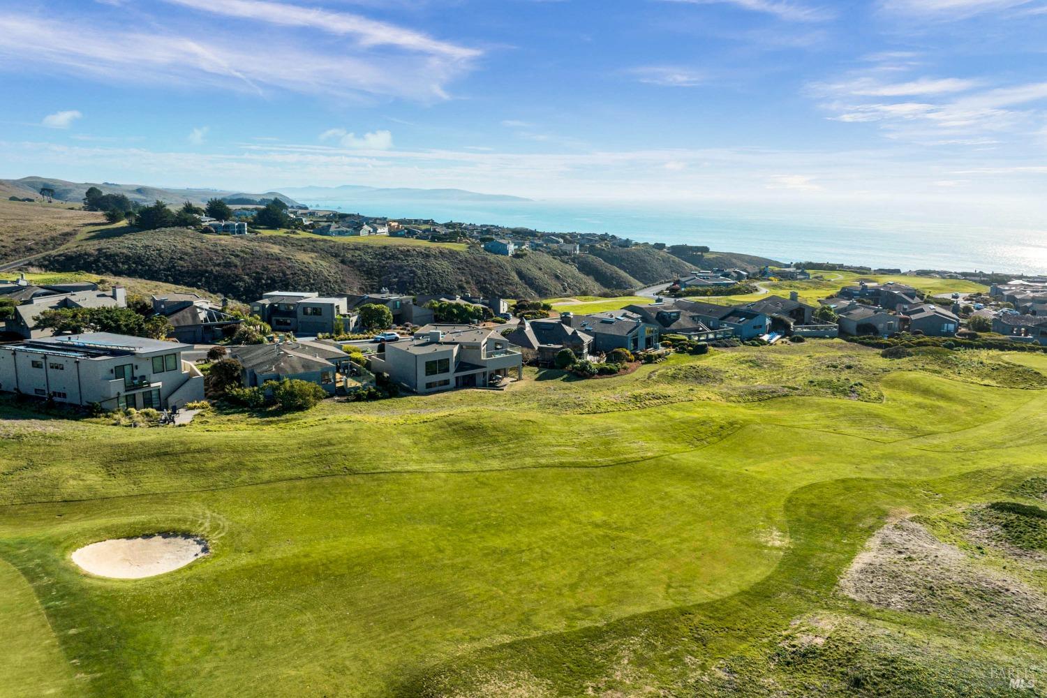 Detail Gallery Image 4 of 38 For 20694 Heron Dr, Bodega Bay,  CA 94923 - 4 Beds | 3/1 Baths