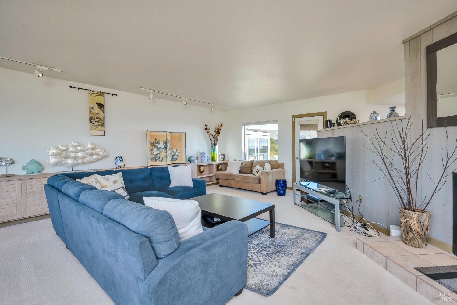 Detail Gallery Image 14 of 38 For 20694 Heron Dr, Bodega Bay,  CA 94923 - 4 Beds | 3/1 Baths