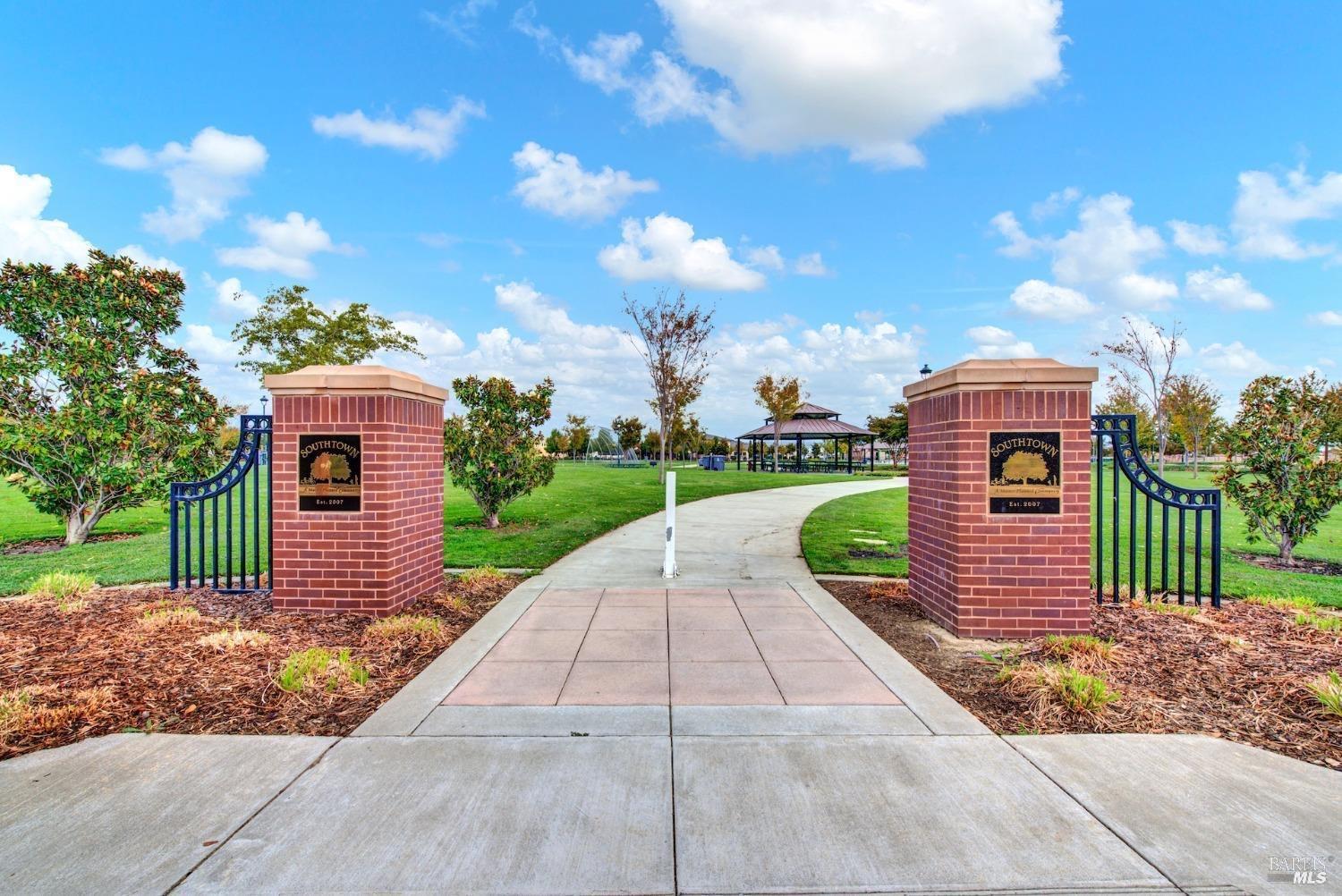 Detail Gallery Image 26 of 32 For 7030 Westminster Ct, Vacaville,  CA 95687 - 3 Beds | 2 Baths