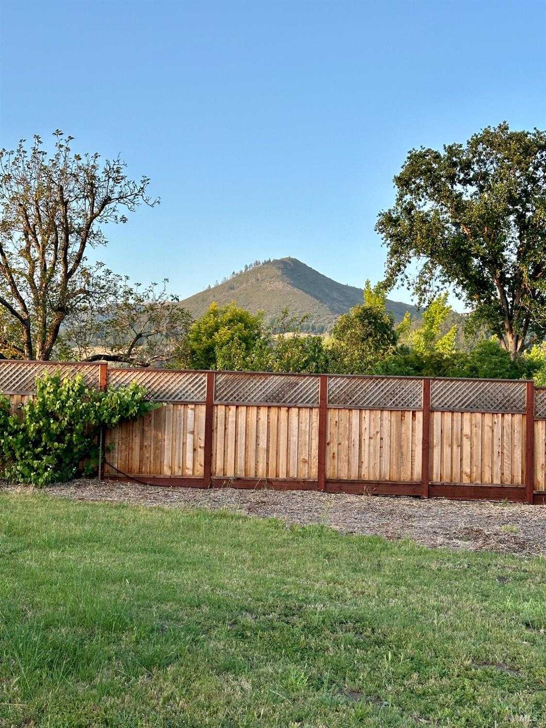 Detail Gallery Image 13 of 30 For 390 Treehaven Ln, Kenwood,  CA 95452 - 2 Beds | 2 Baths