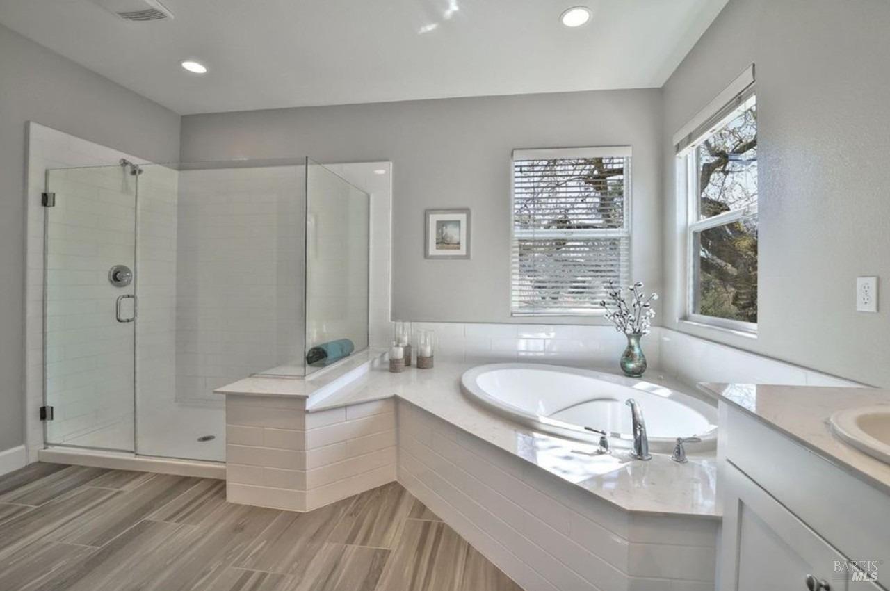 Detail Gallery Image 9 of 12 For 971 Serendipity Way, Napa,  CA 94558 - 3 Beds | 2/1 Baths