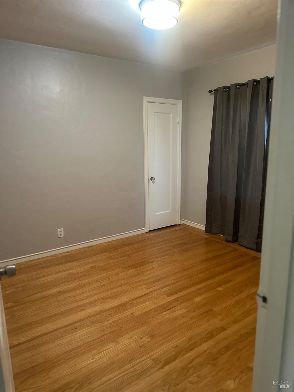 Detail Gallery Image 9 of 9 For 633 Pierce St, Vallejo,  CA 94590 - 2 Beds | 1 Baths