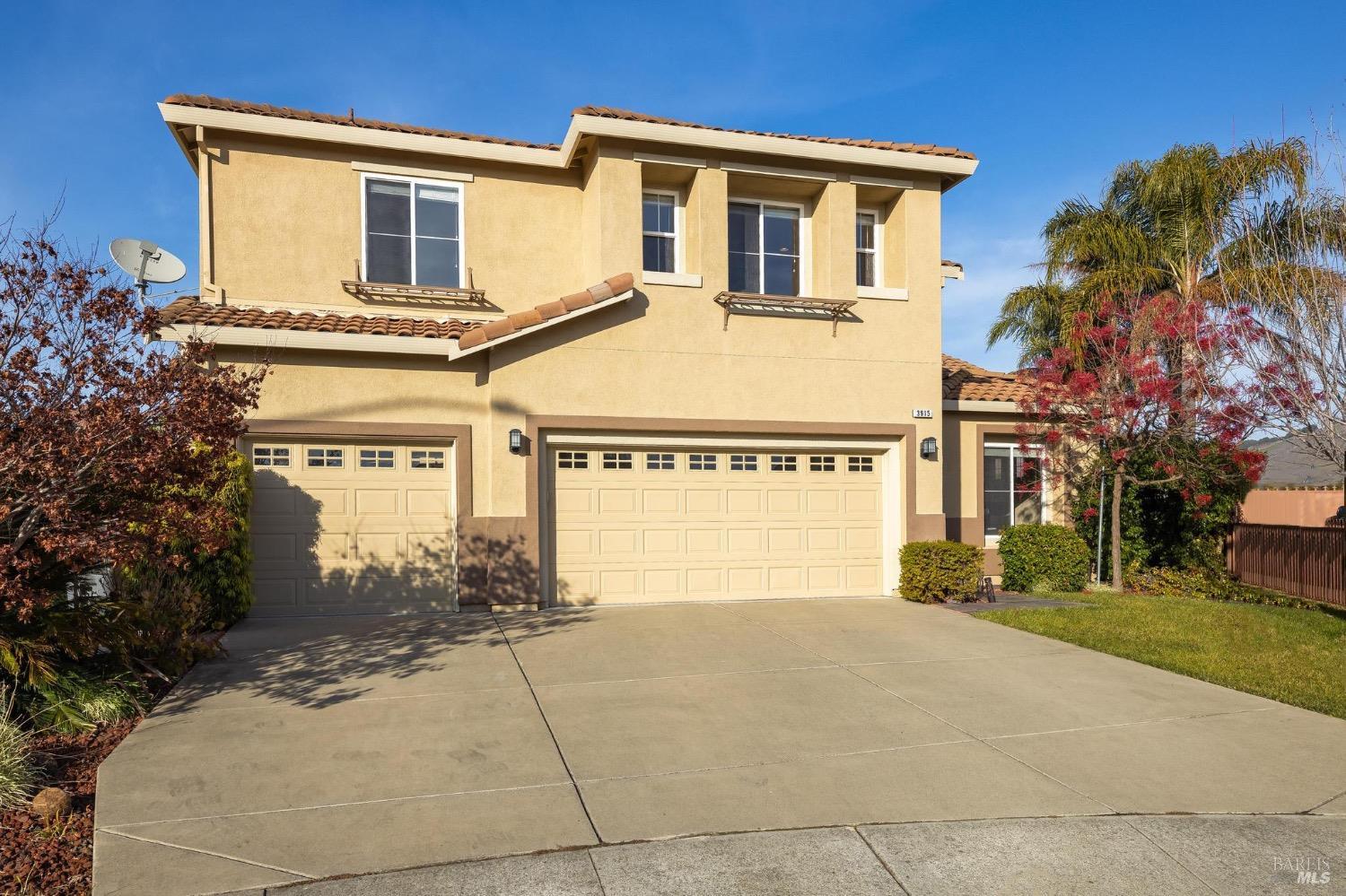 Detail Gallery Image 2 of 54 For 3915 Glacier Ct, Vallejo,  CA 94591 - 4 Beds | 3/1 Baths