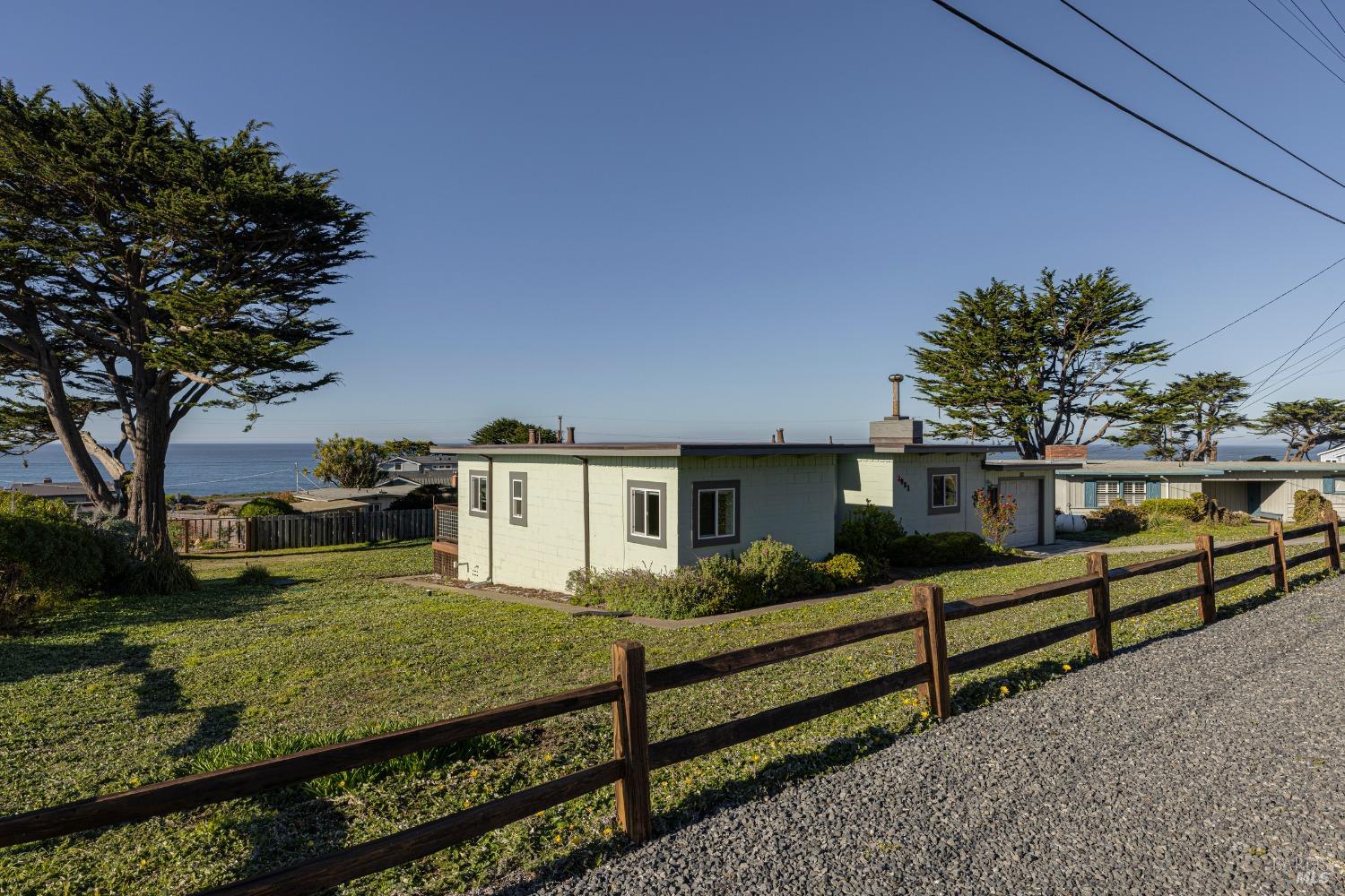 Conch Avenue, Bodega Bay, California image 21