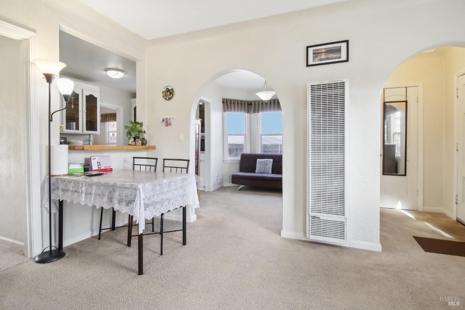 Detail Gallery Image 12 of 35 For 337 Moorland St, Vallejo,  CA 94590 - 3 Beds | 1/1 Baths