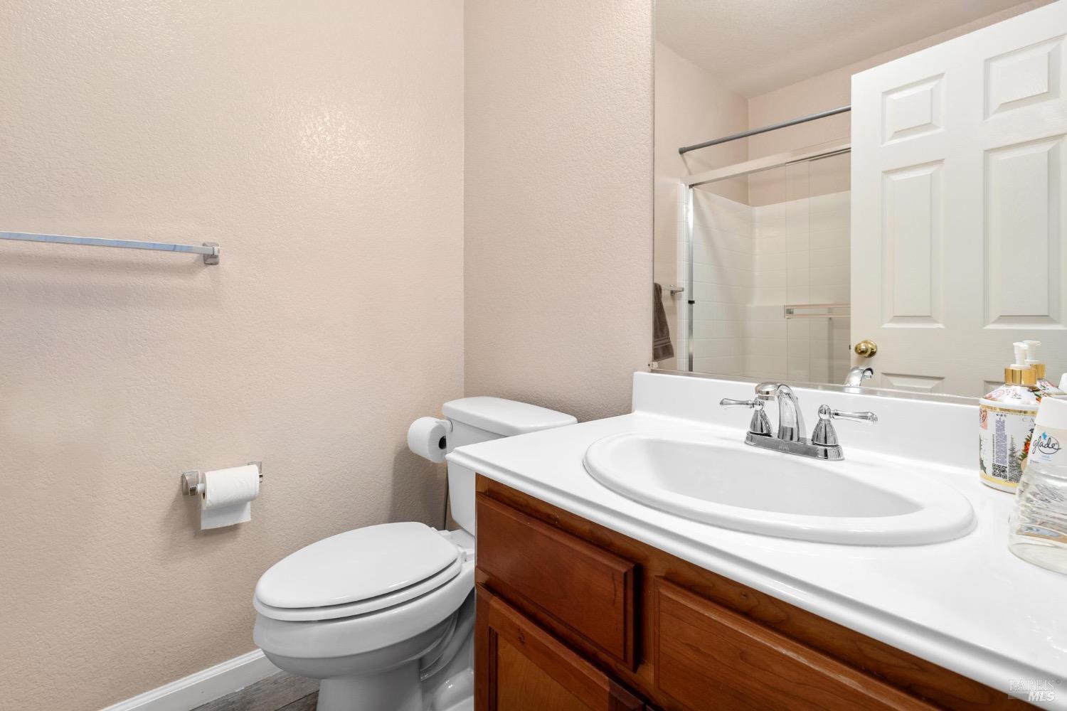 Detail Gallery Image 11 of 54 For 3915 Glacier Ct, Vallejo,  CA 94591 - 4 Beds | 3/1 Baths