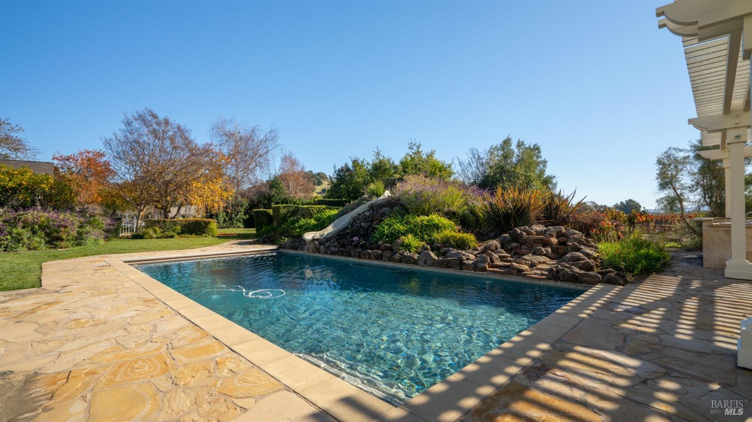 Detail Gallery Image 58 of 94 For 4261 Green Acres Ct, Fairfield,  CA 94534 - 4 Beds | 3/2 Baths