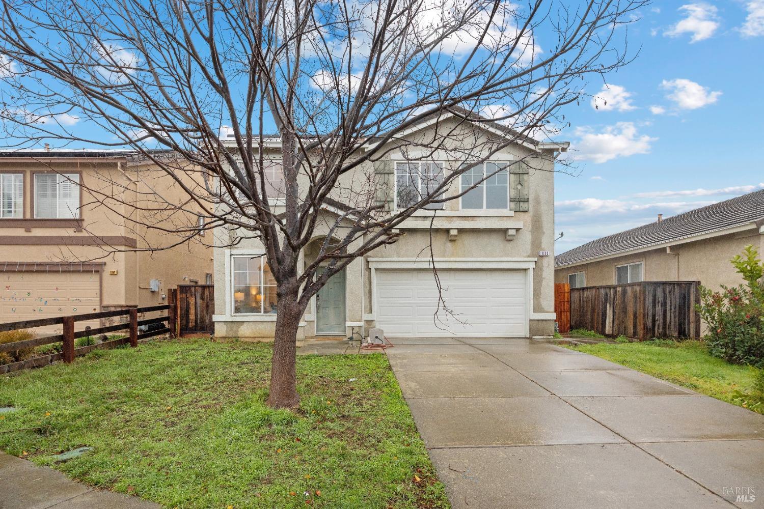 Detail Gallery Image 2 of 42 For 1888 Deer Spring Ct, Fairfield,  CA 94534 - 4 Beds | 2/1 Baths