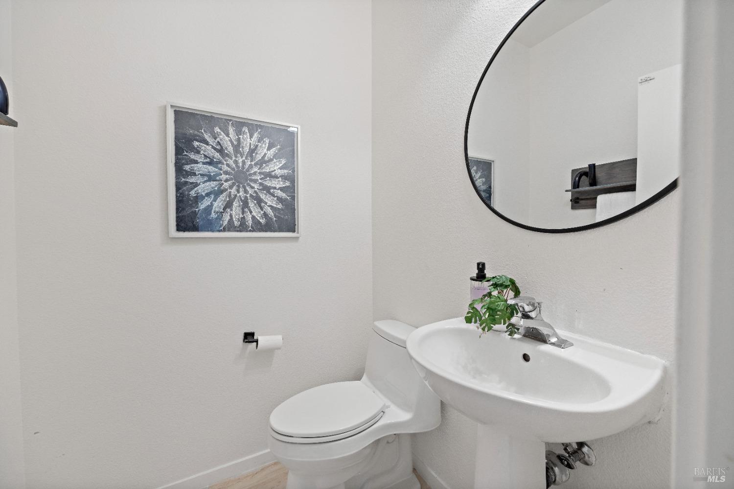 Detail Gallery Image 26 of 42 For 1888 Deer Spring Ct, Fairfield,  CA 94534 - 4 Beds | 2/1 Baths