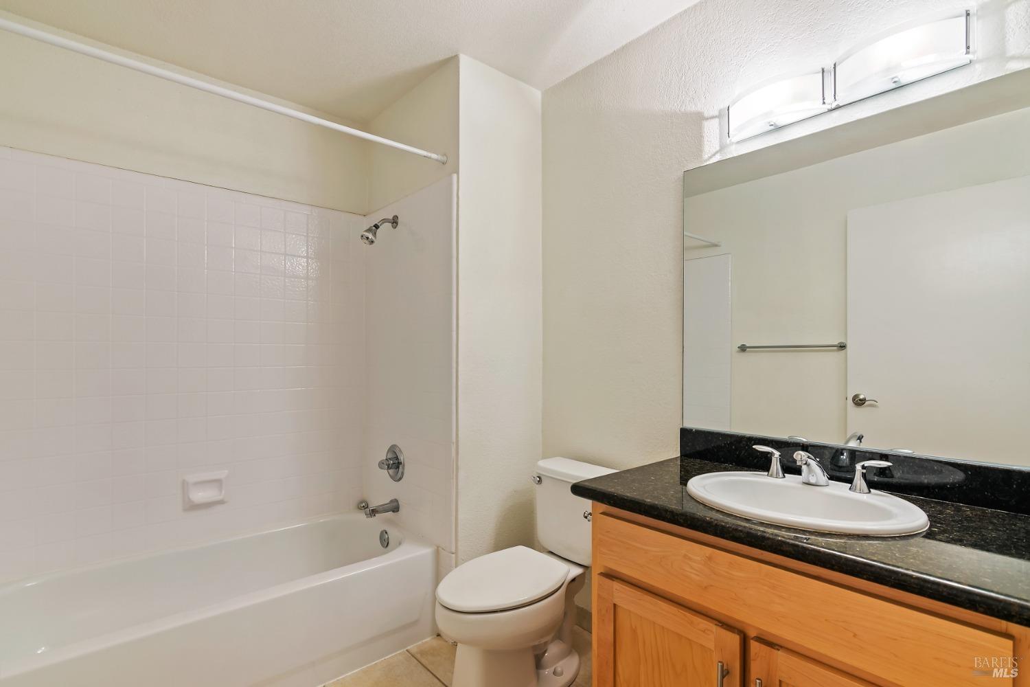 Detail Gallery Image 23 of 27 For 900 Cambridge Dr #103,  Benicia,  CA 94510 - 1 Beds | 1 Baths