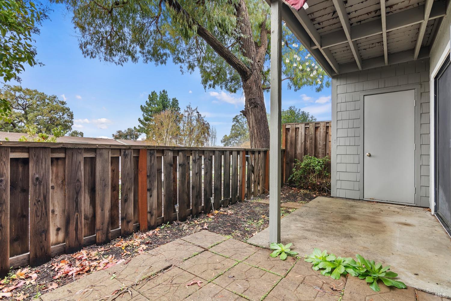 Detail Gallery Image 25 of 27 For 900 Cambridge Dr #103,  Benicia,  CA 94510 - 1 Beds | 1 Baths