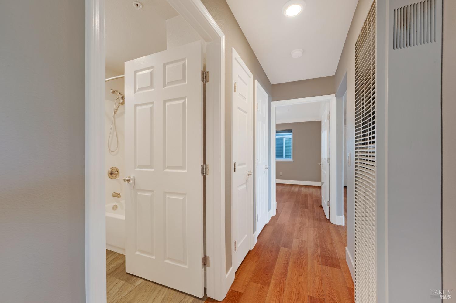 Detail Gallery Image 14 of 40 For 225 Burt St #35,  Santa Rosa,  CA 95407 - 2 Beds | 2 Baths