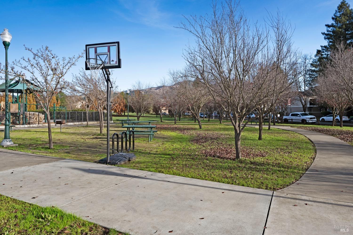 Detail Gallery Image 40 of 40 For 225 Burt St #35,  Santa Rosa,  CA 95407 - 2 Beds | 2 Baths