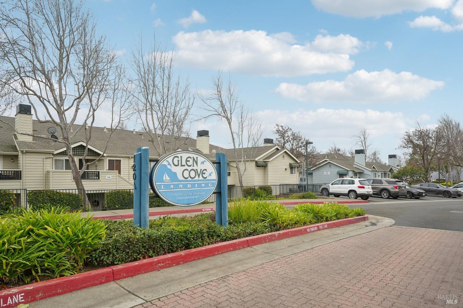 Detail Gallery Image 4 of 67 For 1201 Glen Cove Pkwy #914,  Vallejo,  CA 94591 - 2 Beds | 1 Baths