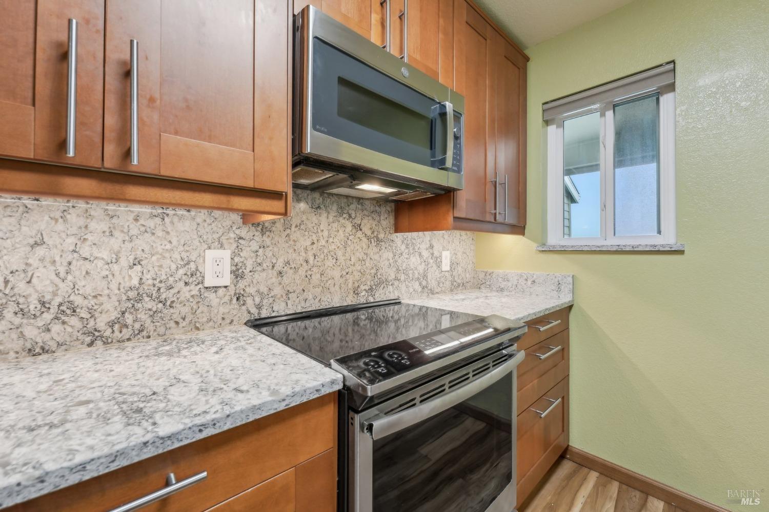 Detail Gallery Image 15 of 67 For 1201 Glen Cove Pkwy #914,  Vallejo,  CA 94591 - 2 Beds | 1 Baths