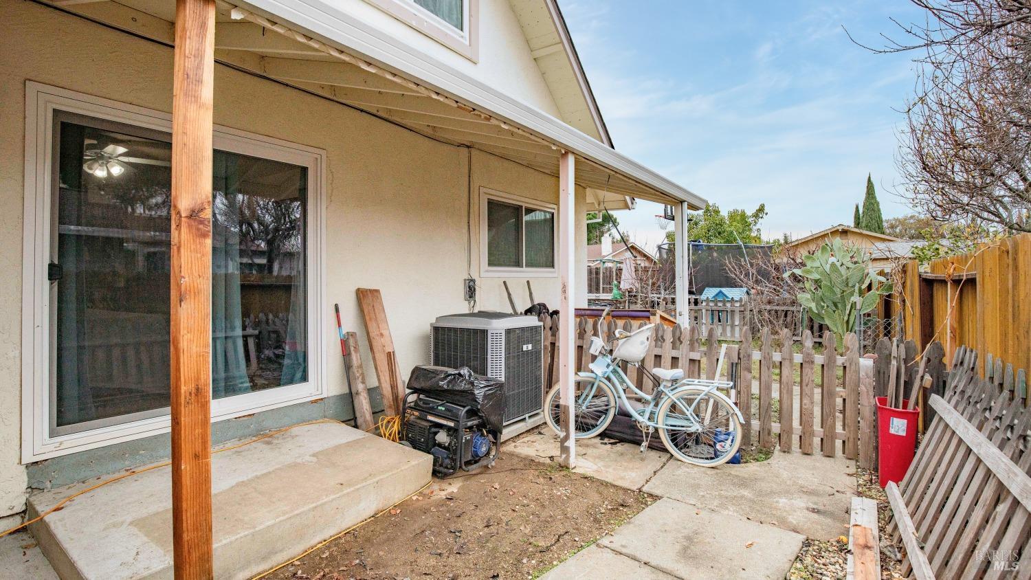 Detail Gallery Image 30 of 40 For 162 Kearney Way, Vacaville,  CA 95687 - 4 Beds | 2 Baths