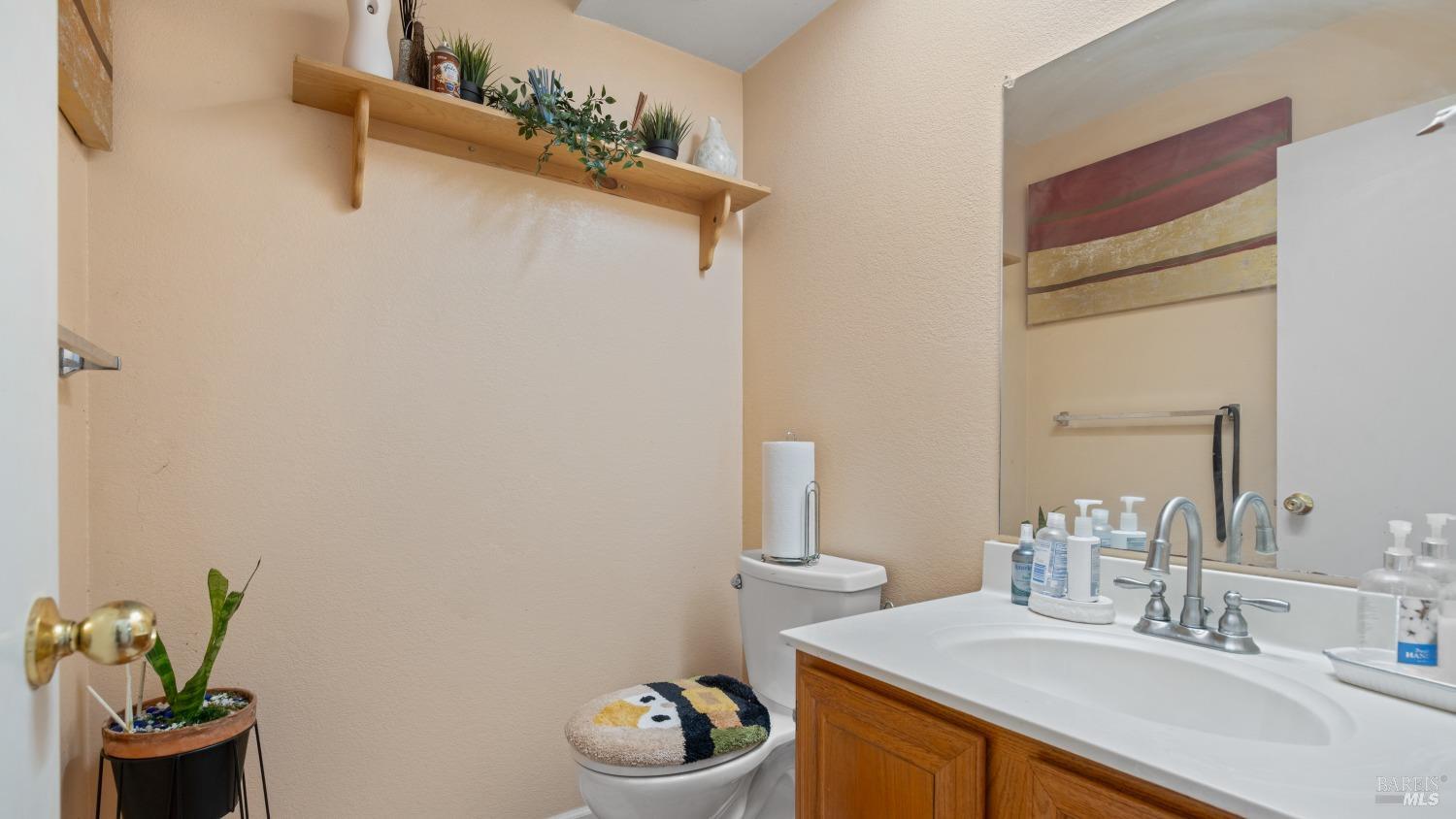 Detail Gallery Image 16 of 48 For 449 Catalina Way, Vallejo,  CA 94589 - 3 Beds | 2/1 Baths