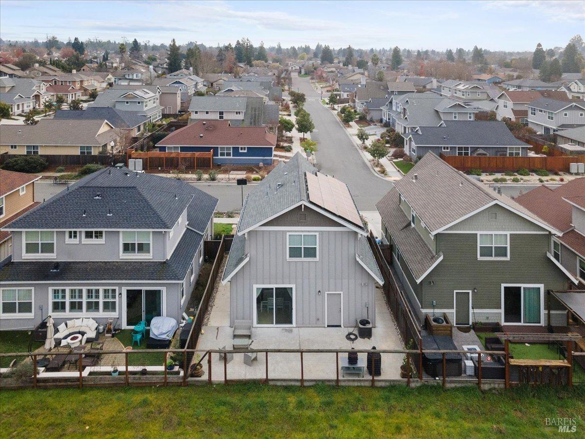 Detail Gallery Image 27 of 37 For 2263 Orleans St, Santa Rosa,  CA 95403 - 3 Beds | 2/1 Baths