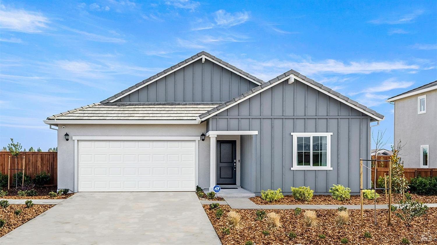 Detail Gallery Image 1 of 10 For 535 Wisteria Ln, Dixon,  CA 95620 - 4 Beds | 2 Baths