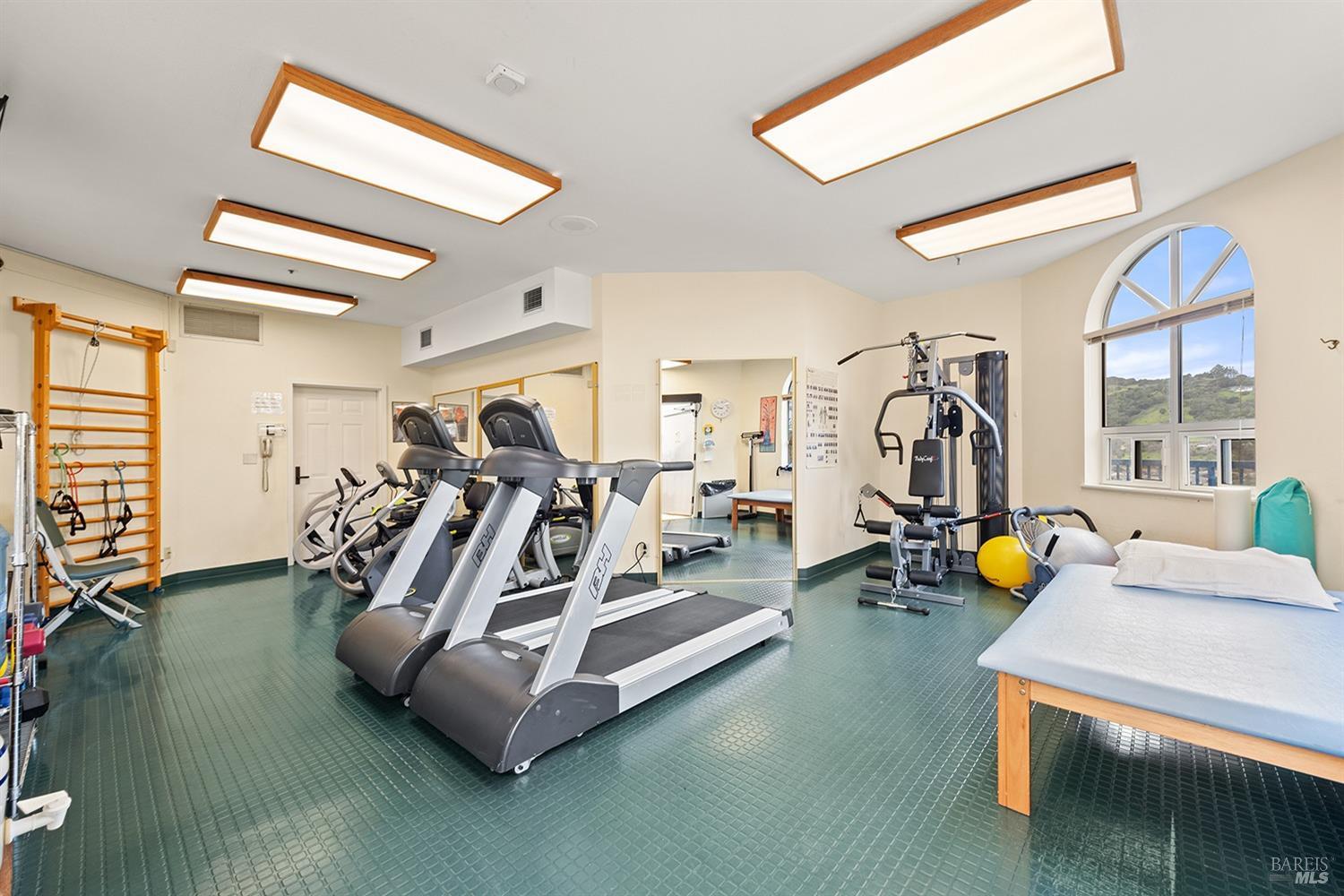 Detail Gallery Image 20 of 30 For 100 Thorndale Dr #106,  San Rafael,  CA 94903 - 1 Beds | 1 Baths