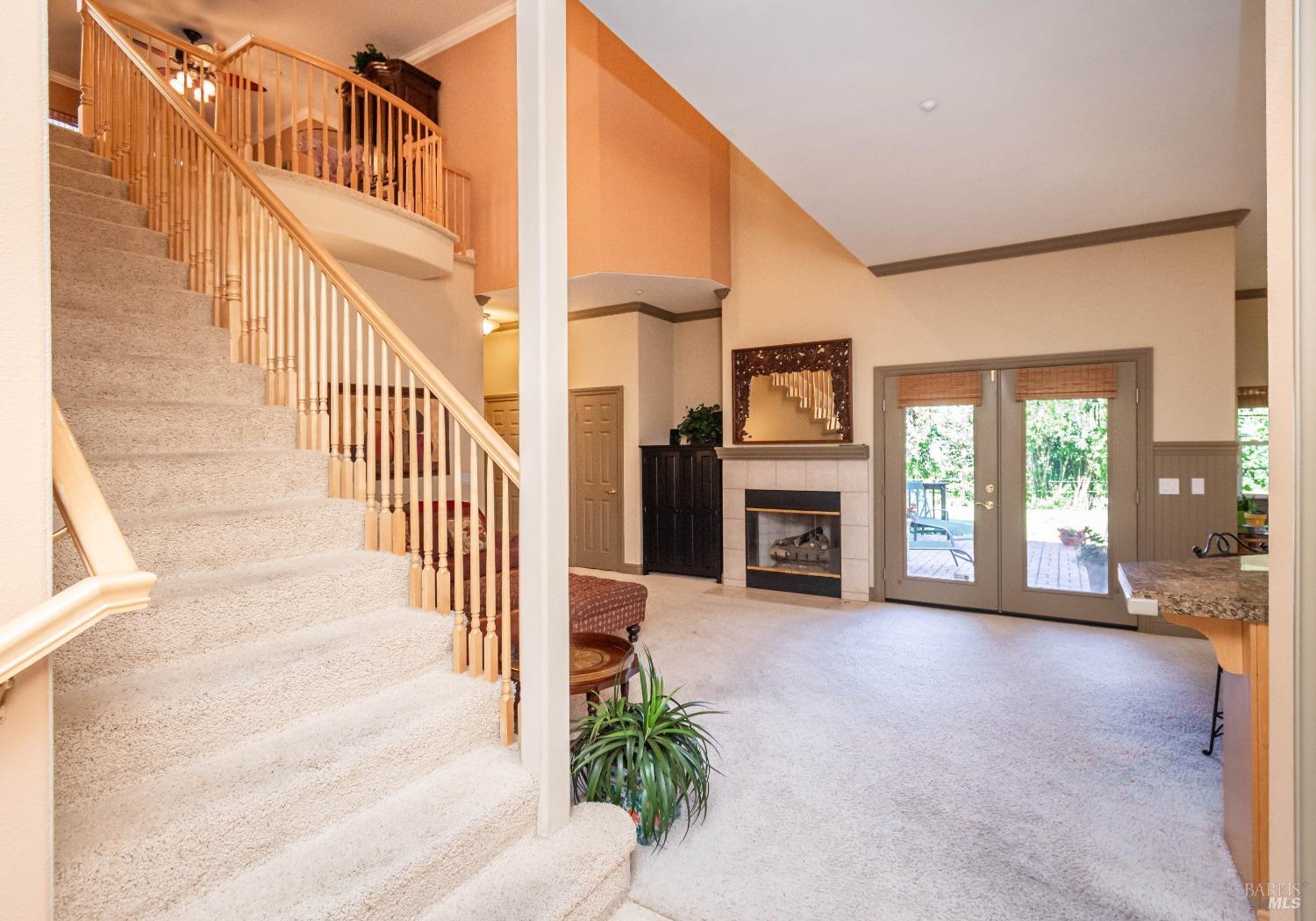 Detail Gallery Image 16 of 87 For 10 Buhman Ct, Napa,  CA 94558 - 5 Beds | 2/1 Baths