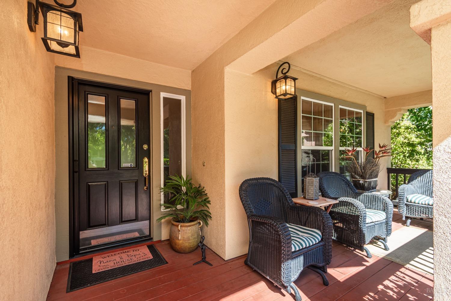 Detail Gallery Image 5 of 87 For 10 Buhman Ct, Napa,  CA 94558 - 5 Beds | 2/1 Baths