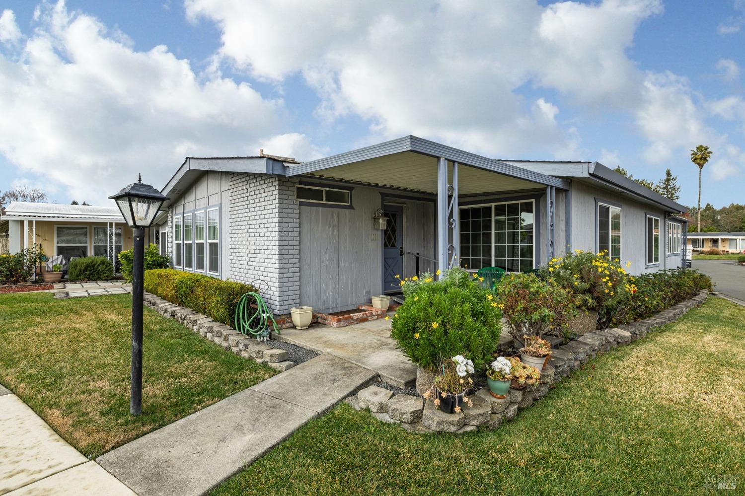 Detail Gallery Image 5 of 37 For 111 Circulo Chapala Unkn, Rohnert Park,  CA 94928 - 2 Beds | 2 Baths