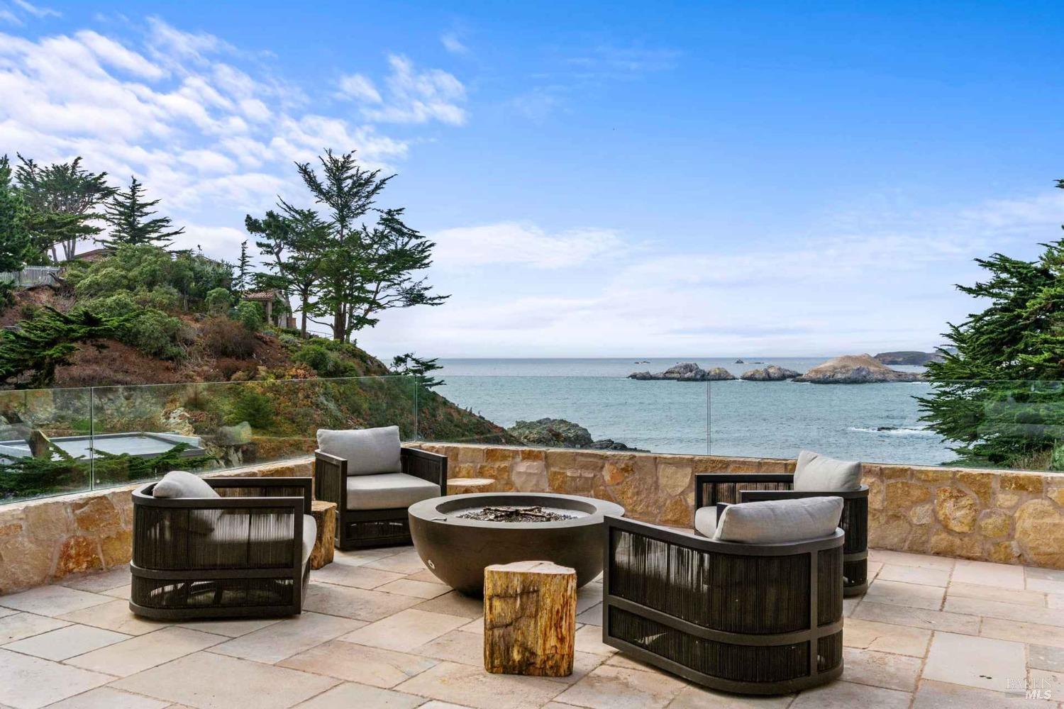 Detail Gallery Image 21 of 35 For 230 Highway 1 Unkn, Carmel,  CA 93923 - 5 Beds | 5 Baths