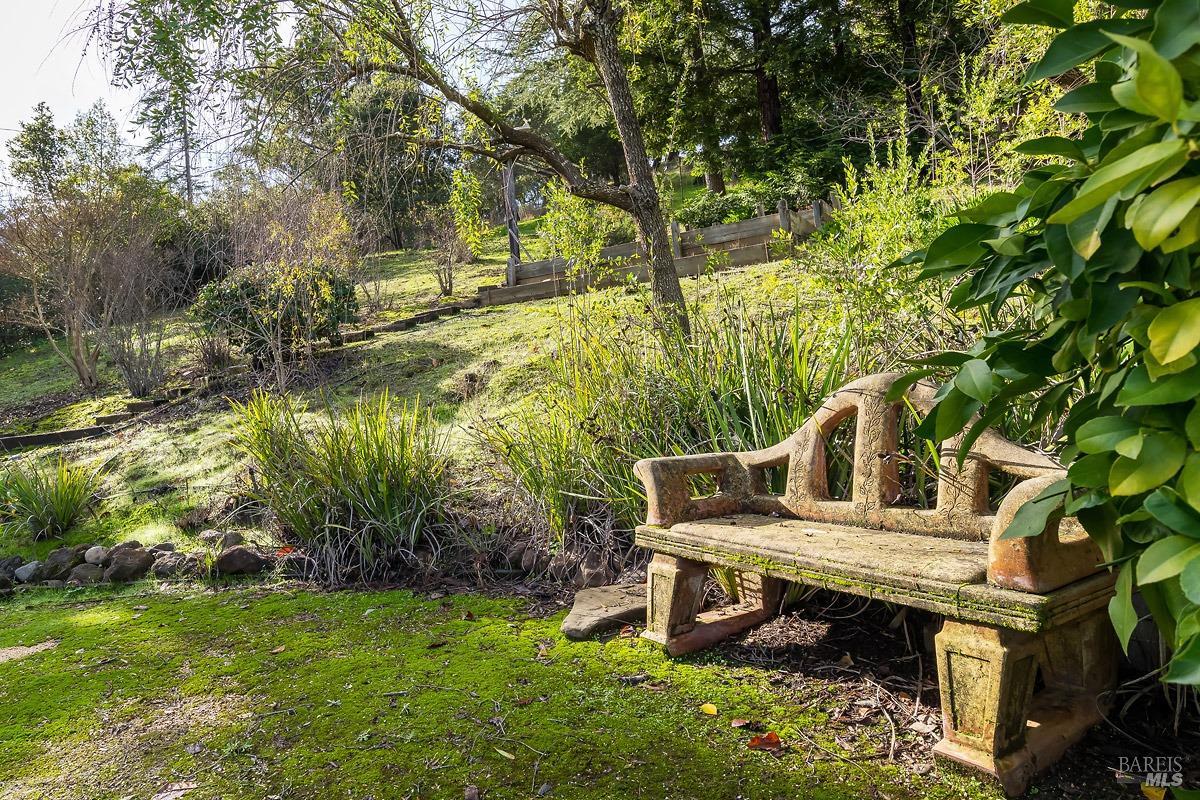 Detail Gallery Image 28 of 40 For 737 Butterfield Rd, San Anselmo,  CA 94960 - 3 Beds | 3 Baths