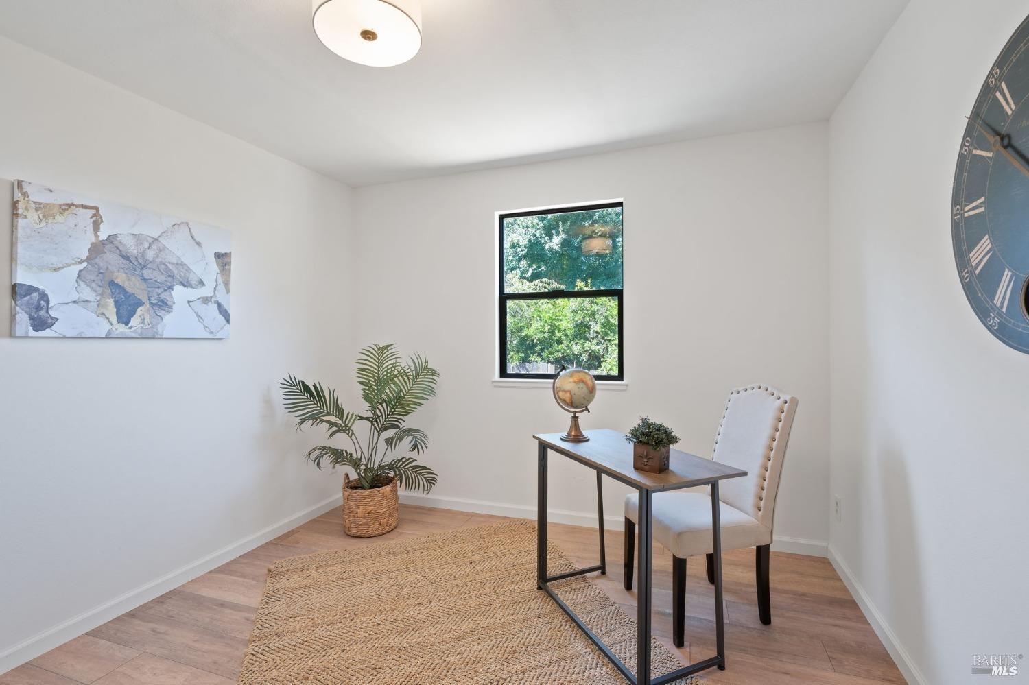 Detail Gallery Image 7 of 10 For 8 1st St, Napa,  CA 94559 - 3 Beds | 2 Baths