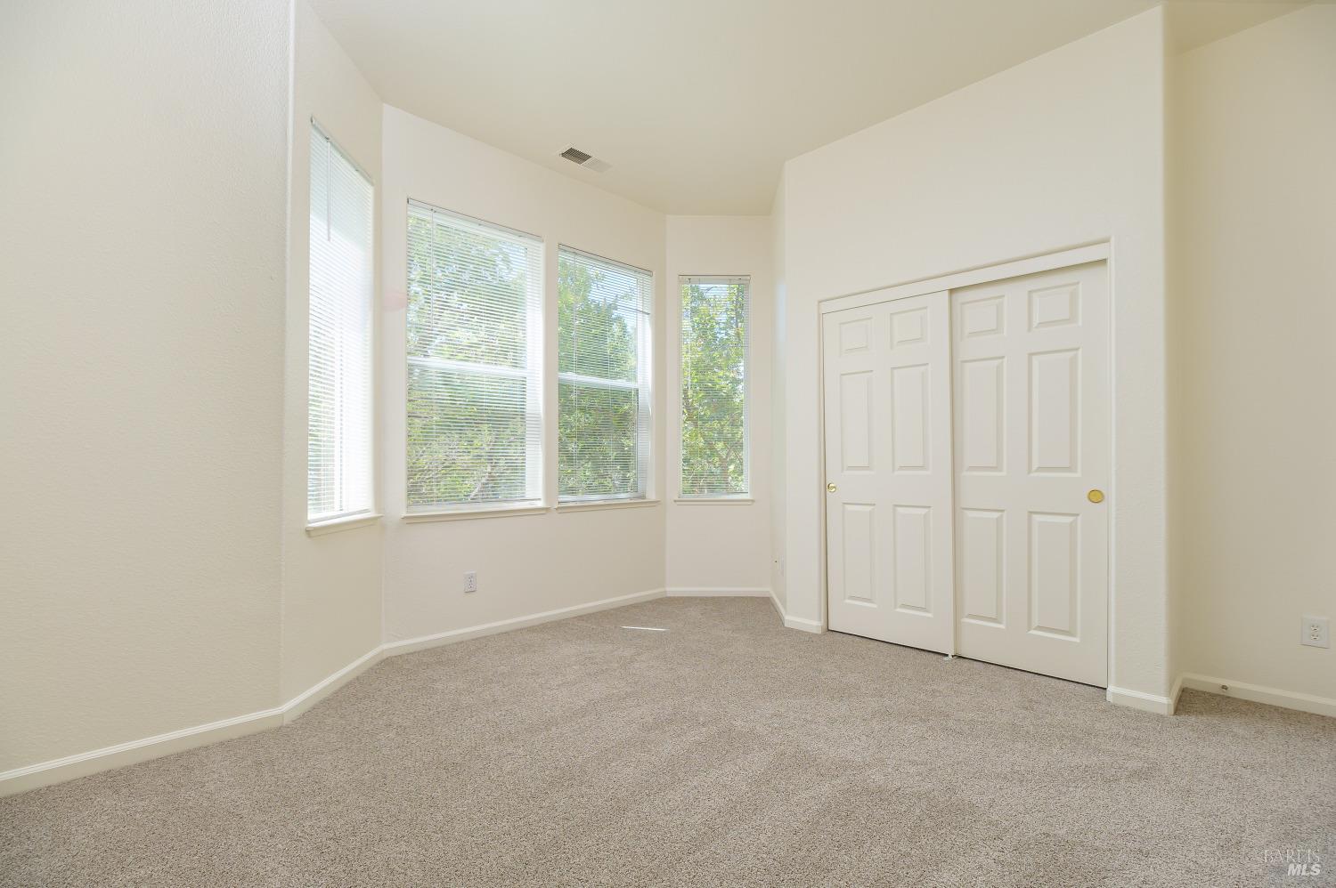 Detail Gallery Image 16 of 33 For 4073 Louis Krohn Dr, Santa Rosa,  CA 95407 - 3 Beds | 2/2 Baths