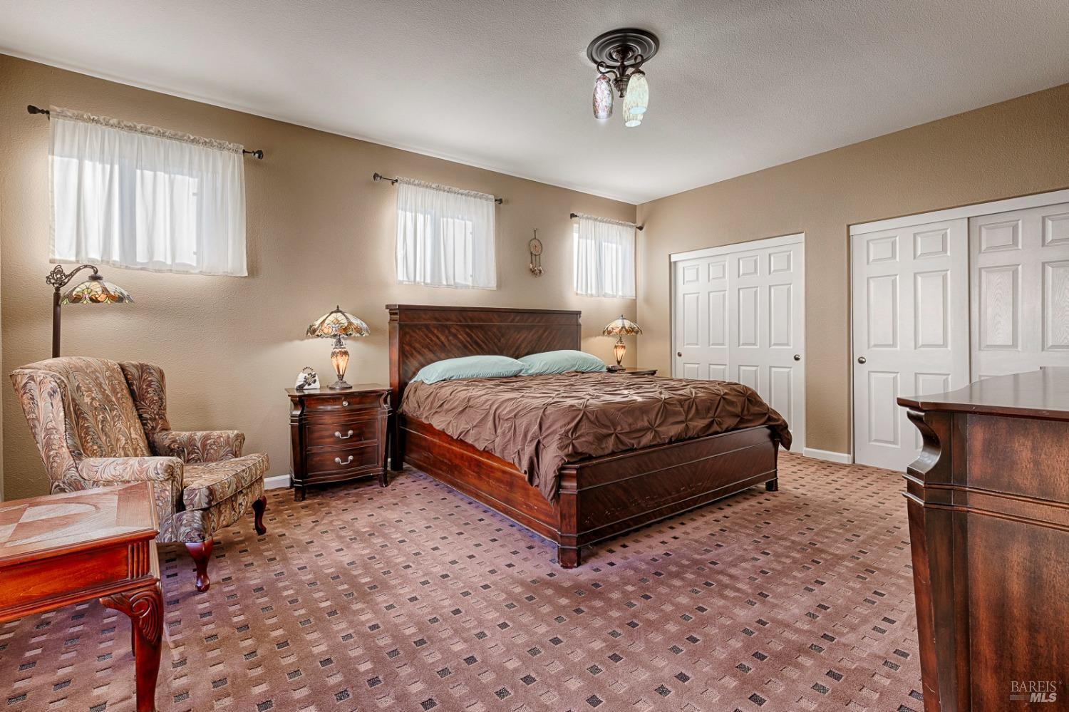 Detail Gallery Image 21 of 53 For 3856 Louis Krohn Dr, Santa Rosa,  CA 95407 - 4 Beds | 4/1 Baths