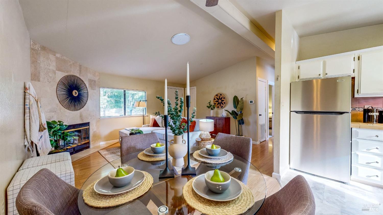 Detail Gallery Image 13 of 46 For 13 Pine Tree Cir, Cotati,  CA 94931 - 2 Beds | 1 Baths