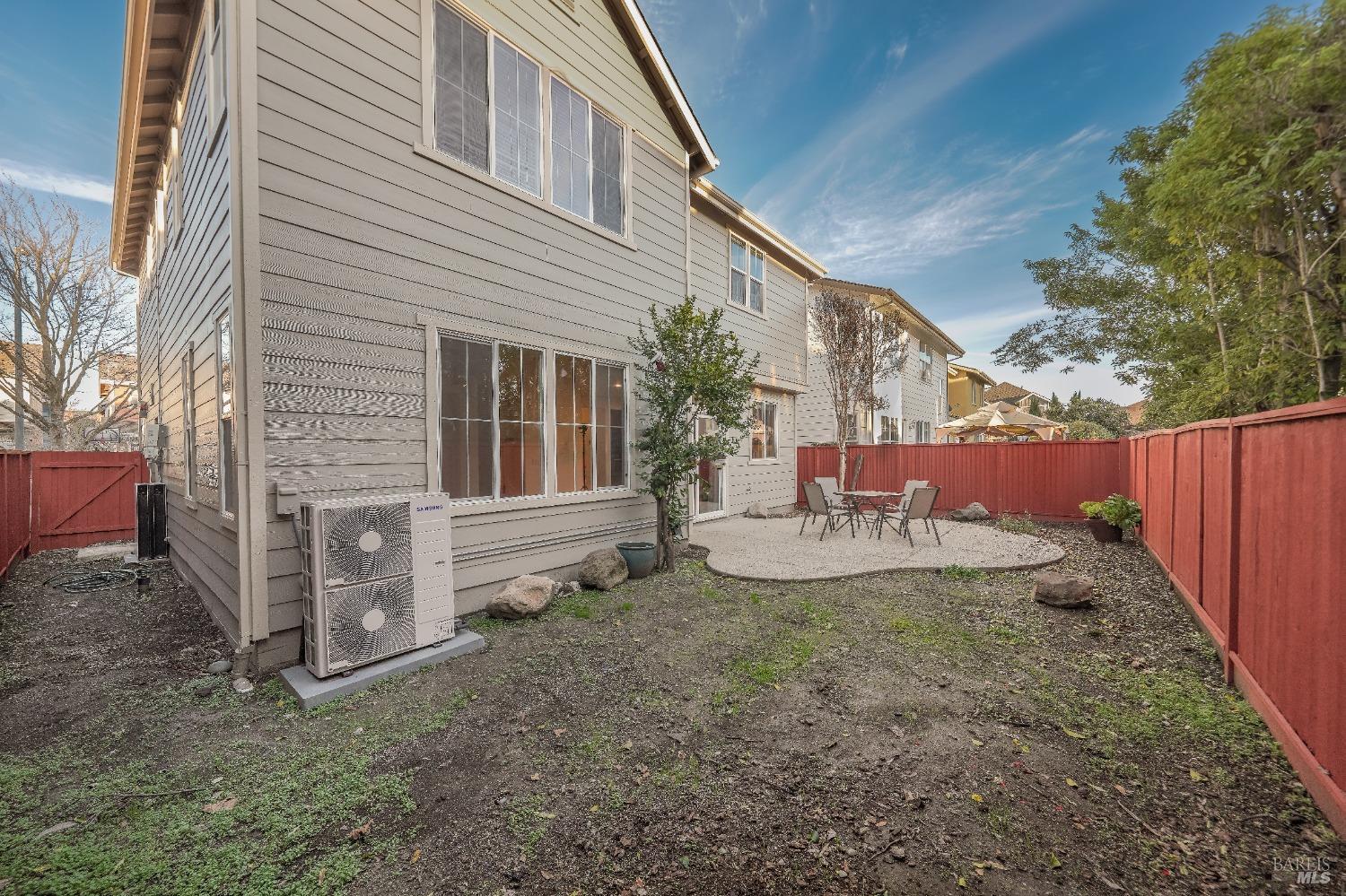 Detail Gallery Image 28 of 30 For 1759 Emma Way, Petaluma,  CA 94954 - 4 Beds | 2/1 Baths