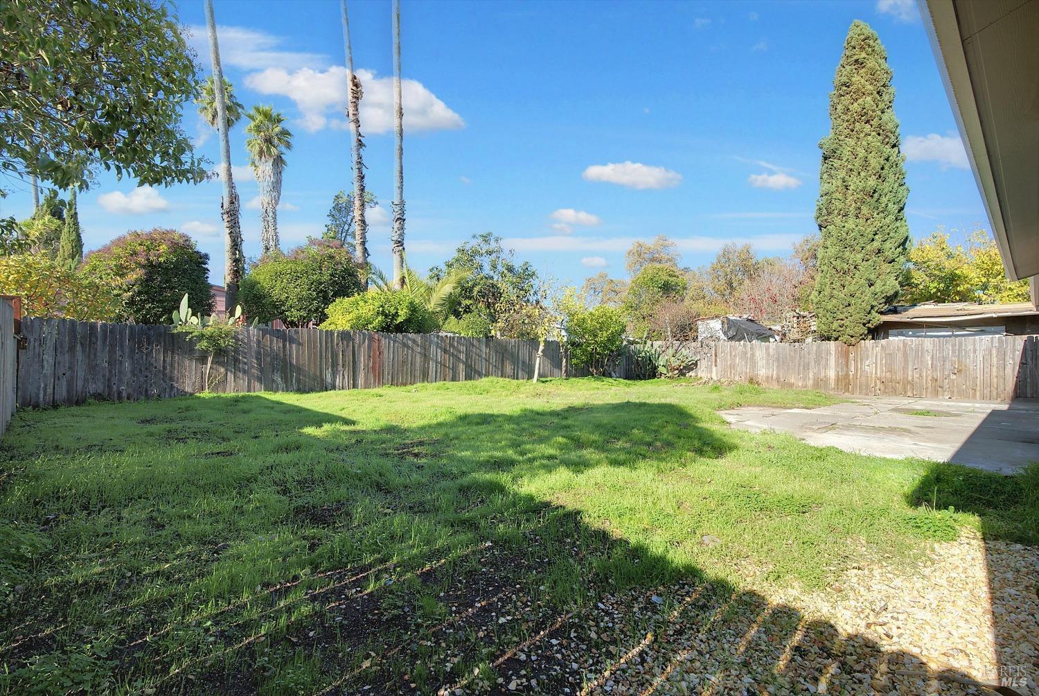 Detail Gallery Image 23 of 25 For 2113 Corby Ave, Santa Rosa,  CA 95407 - 3 Beds | 2/1 Baths