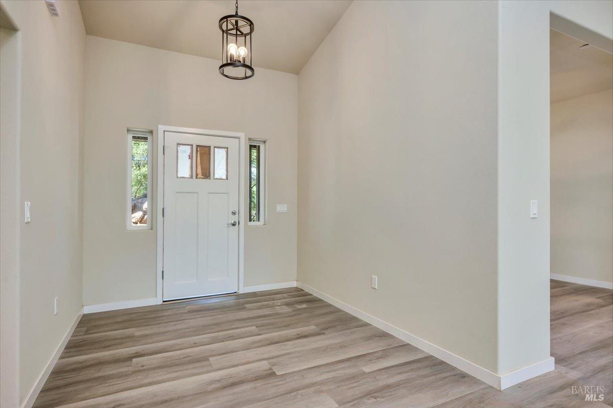 Detail Gallery Image 26 of 33 For 18904 Timber Point Ct, Hidden Valley Lake,  CA 95467 - 3 Beds | 2/1 Baths