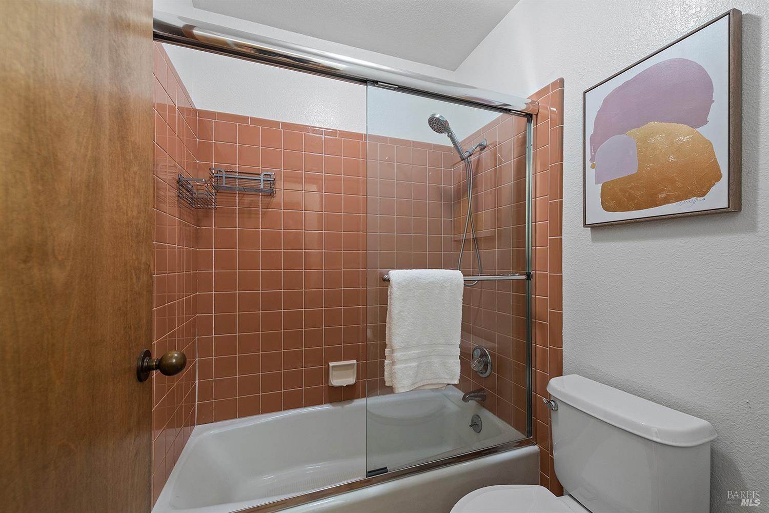 Detail Gallery Image 25 of 48 For 2652 Knob Hill Dr, Santa Rosa,  CA 95404 - 4 Beds | 2/1 Baths