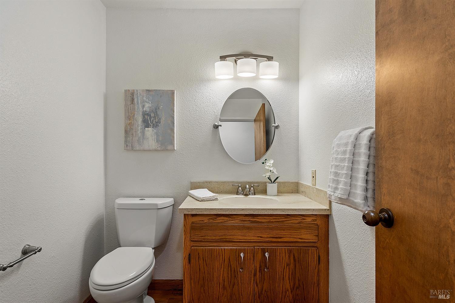 Detail Gallery Image 23 of 48 For 2652 Knob Hill Dr, Santa Rosa,  CA 95404 - 4 Beds | 2/1 Baths