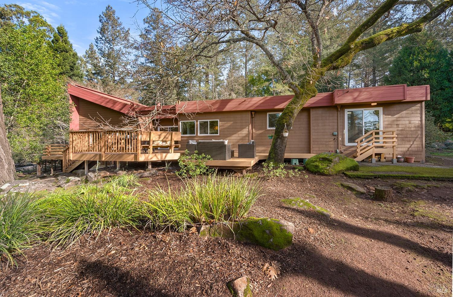 Detail Gallery Image 39 of 48 For 2652 Knob Hill Dr, Santa Rosa,  CA 95404 - 4 Beds | 2/1 Baths