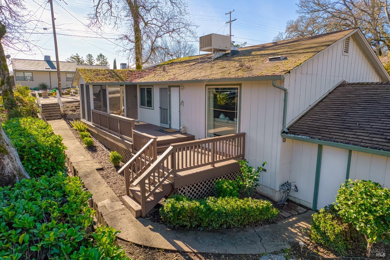 Detail Gallery Image 10 of 41 For 360 Fairview Way, Lakeport,  CA 95453 - 2 Beds | 1/1 Baths